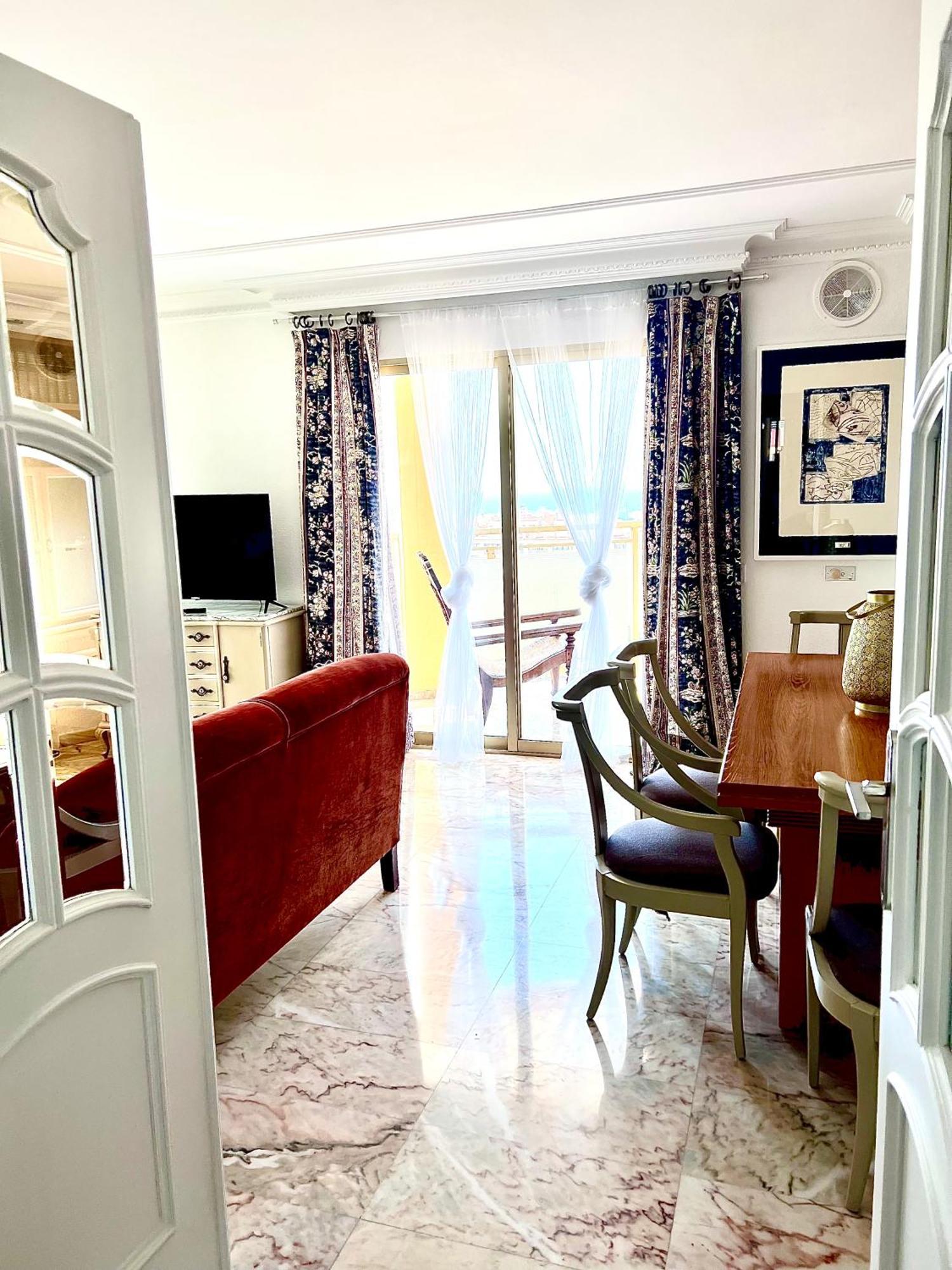 Garay Apartments Benidorm Luaran gambar