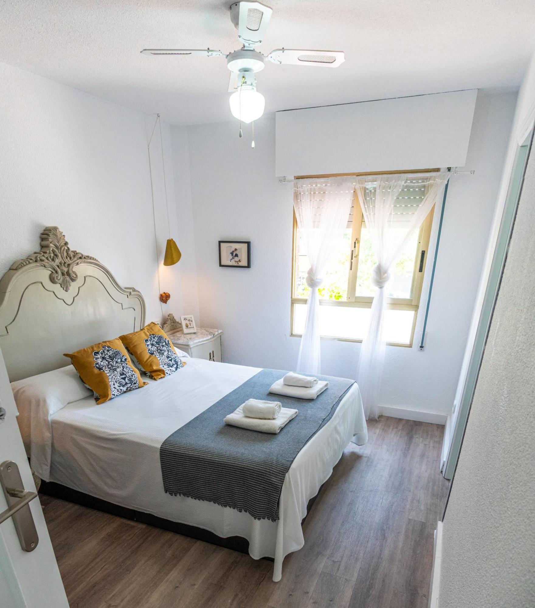 Garay Apartments Benidorm Luaran gambar